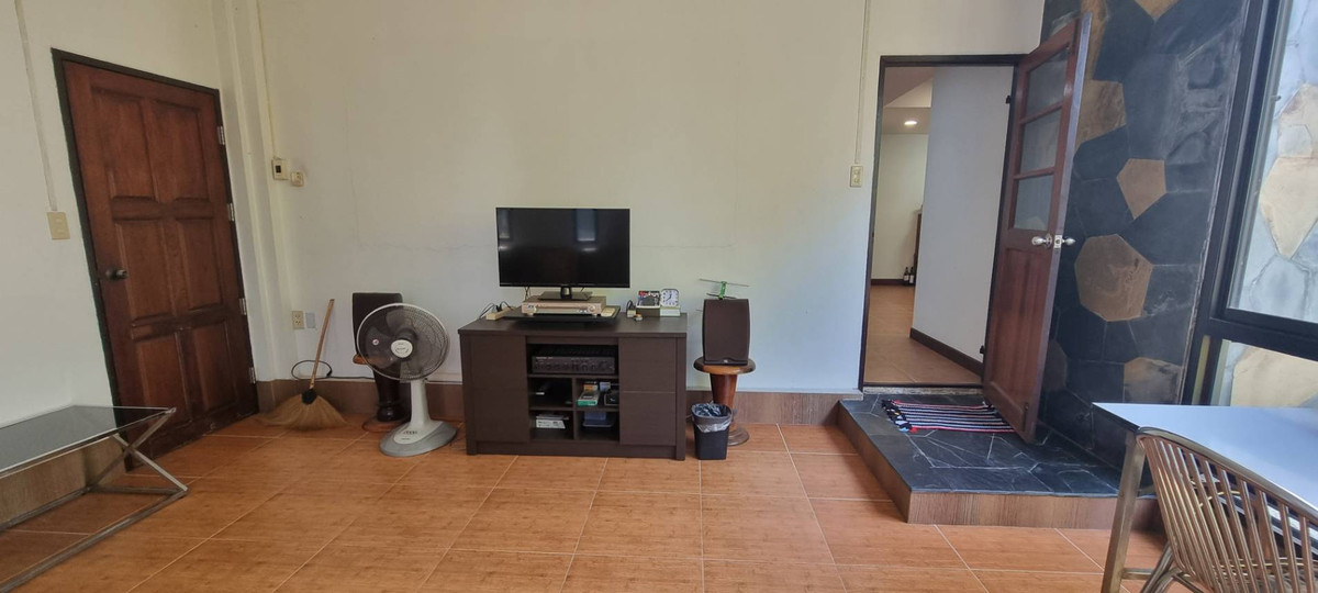 ขายบ้านปทุมธานี รังสิต ธรรมศาสตร์ : HOT DEAL 🔥✨ ชวนชื่น การ์เด้น วิลล์ / 5 ห้องนอน (ขาย), Chuan Chuen Garden Ville / 5 Bedrooms (FOR SALE) AOM045