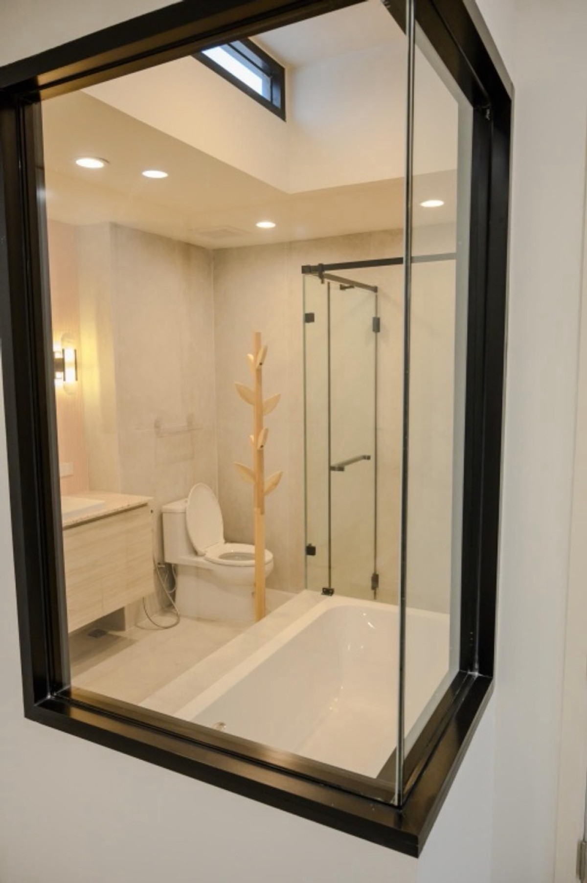 ทาวน์โฮมราษฎร์บูรณะ สุขสวัสดิ์ :  🏠 RENT/SELL | 2 Beds | Nue Hybe Suksawat | Urban Hybrid | Expressway Access | UV Glass | Phase 1 |  Live-Work-Commerce