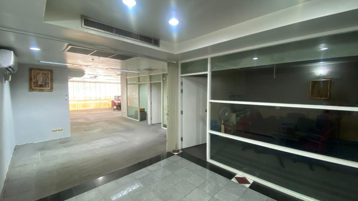 ให้เช่าสำนักงานราชเทวี พญาไท : ให้เช่า สำนักงาน 150 ตรม. อาคารพญาไทเพลส ใกล้ BTS พญาไท เพียง 100 เมตร / Line @matchingproperty