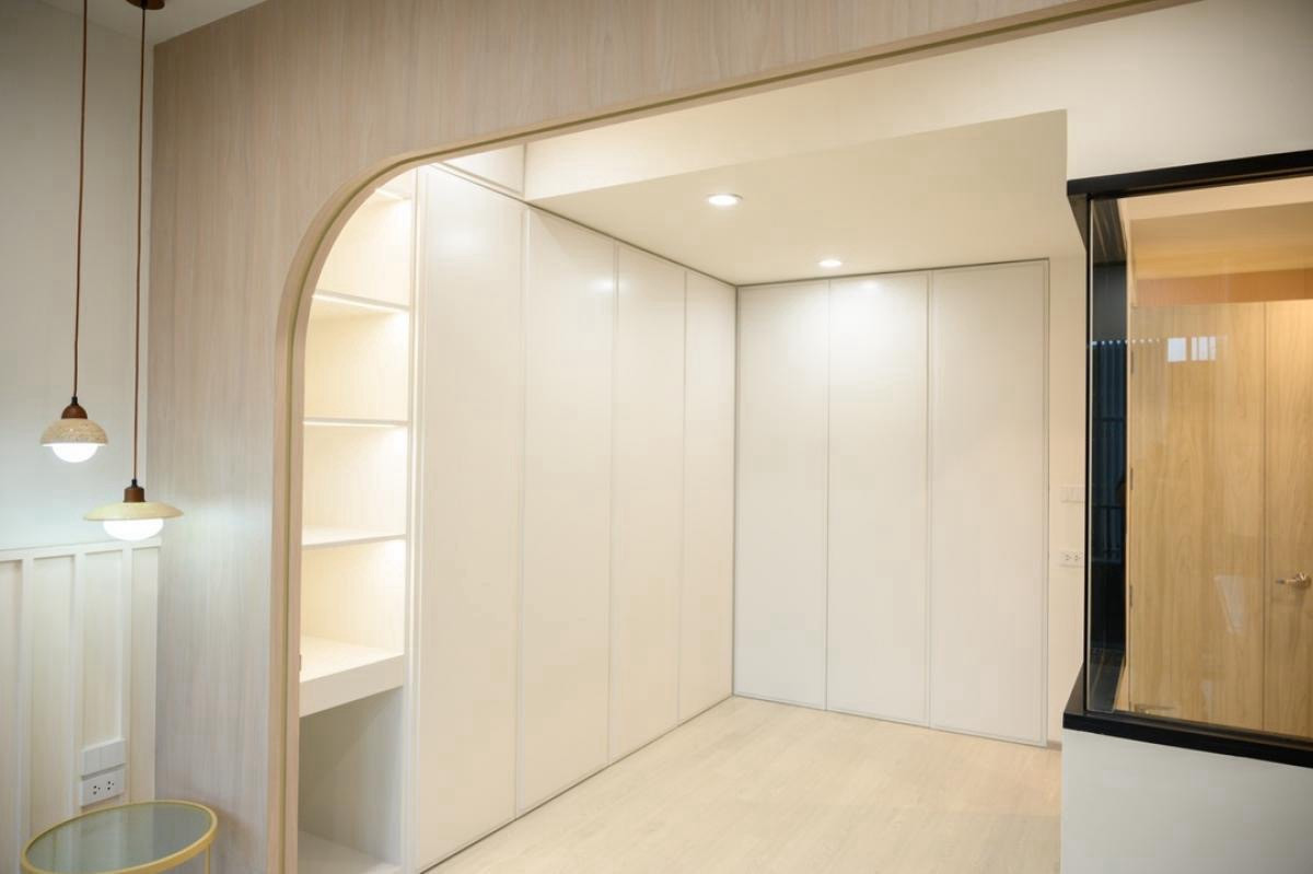 ทาวน์โฮมราษฎร์บูรณะ สุขสวัสดิ์ :  🏠 RENT/SELL | 2 Beds | Nue Hybe Suksawat | Urban Hybrid | Expressway Access | UV Glass | Phase 1 |  Live-Work-Commerce