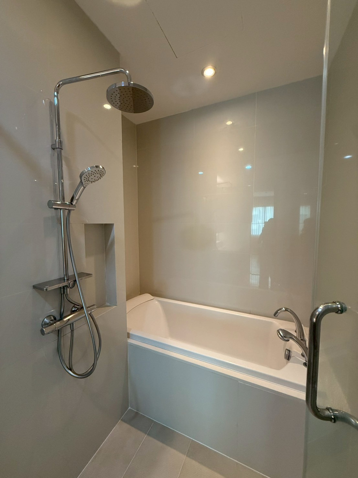 For RentCondoSukhumvit, Asoke, Thonglor : ให้เช่า Bright Sukhumvit 24 ราคา 55,000 บาท [MPr251265]