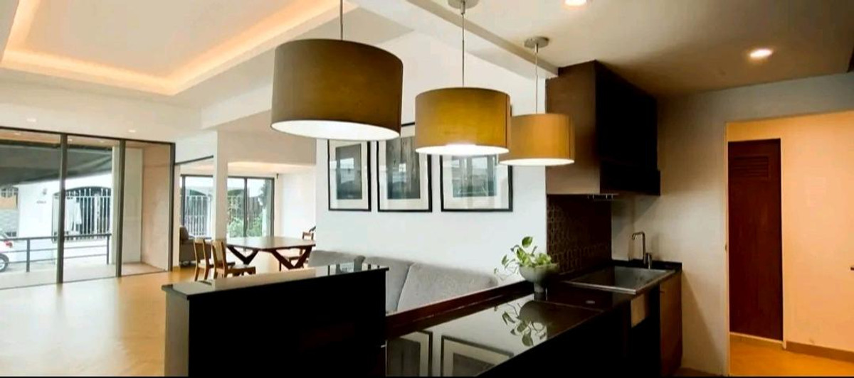 ขายบ้านพระราม 9 เพชรบุรีตัดใหม่ RCA : 🔥 ขายทาวน์โฮมพระราม 9 ซ.11 หลังมุม 3 ชั้น 36 ตร.วา 320 ตร.ม. รีโนเวทสวย ทำธุรกิจได้ทันที เหลือ 12.5 ล้าน 📞 065-536-5165 #ทาวน์โฮมพระราม9 #โฮมออฟฟิศ #ทำเลทอง #ลงทุนอสังหา #ลูกเจี๊ยบอสังหา ✨