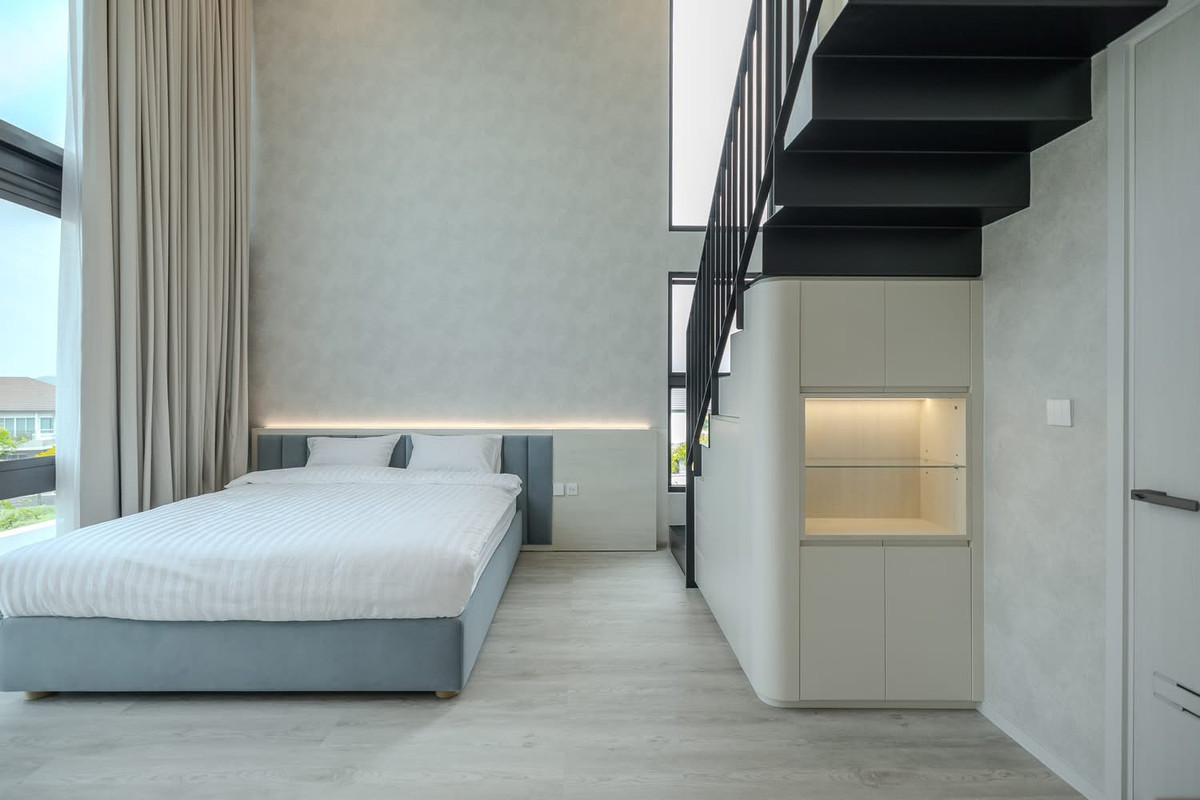 ขายบ้านพัฒนาการ ศรีนครินทร์ : ขายบ้านเดี่ยว3ชั้น โมเดิร์นลอฟท์ VIVE กรุงเทพกรีฑา พร้อมลิฟต์ ใกล้ Wellington College