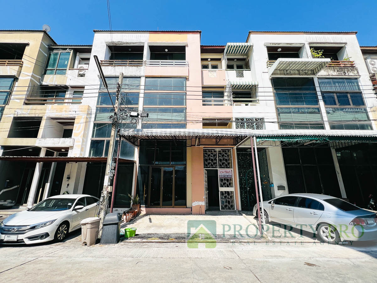 ให้เช่าอาคารพาณิชย์รามคำแหง หัวหมาก : ให้เช่า ตึกแถว 3 ชั้นครึ่ง Town in Town ขนาด 30 ตรว 360 ตรม ทำเลดี ใกล้ ลาดพร้าว ประชาอุทิศ รามคำแหง : MF26R-001