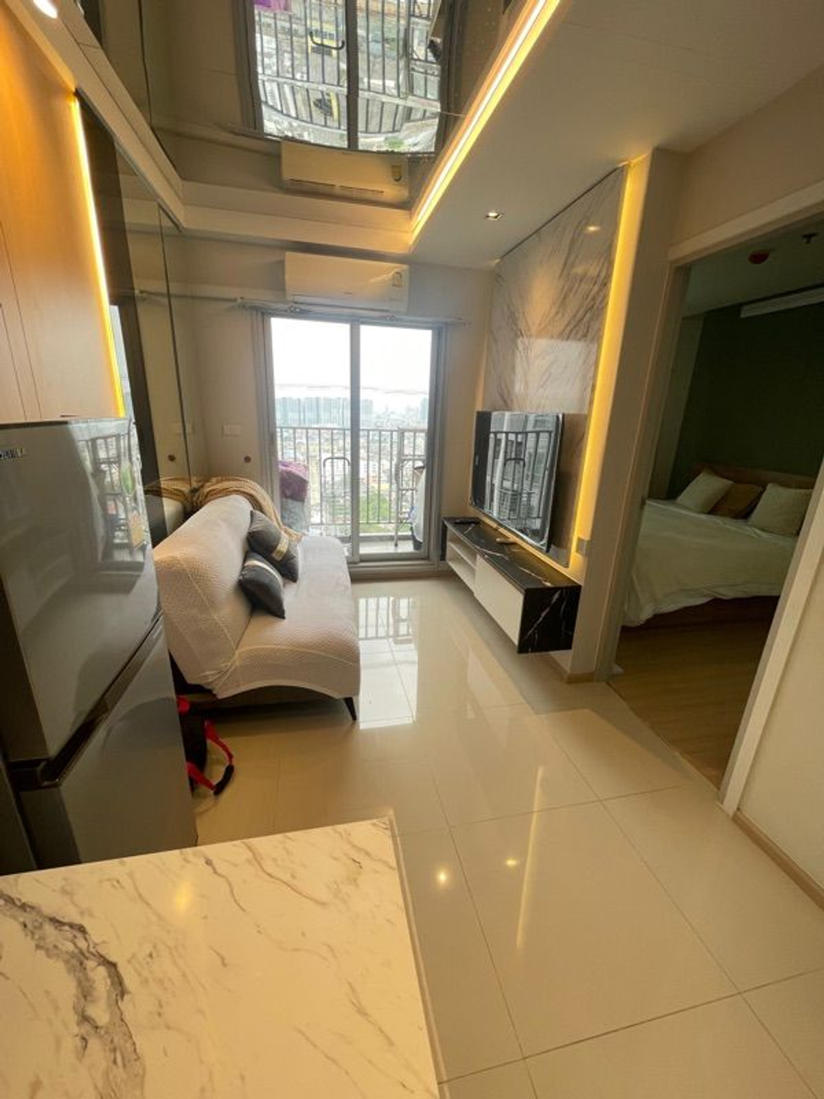 For RentCondoBang Sue, Wong Sawang, Tao Pun : For rent: Rich Park@Taopoon Interchange, 22nd floor.