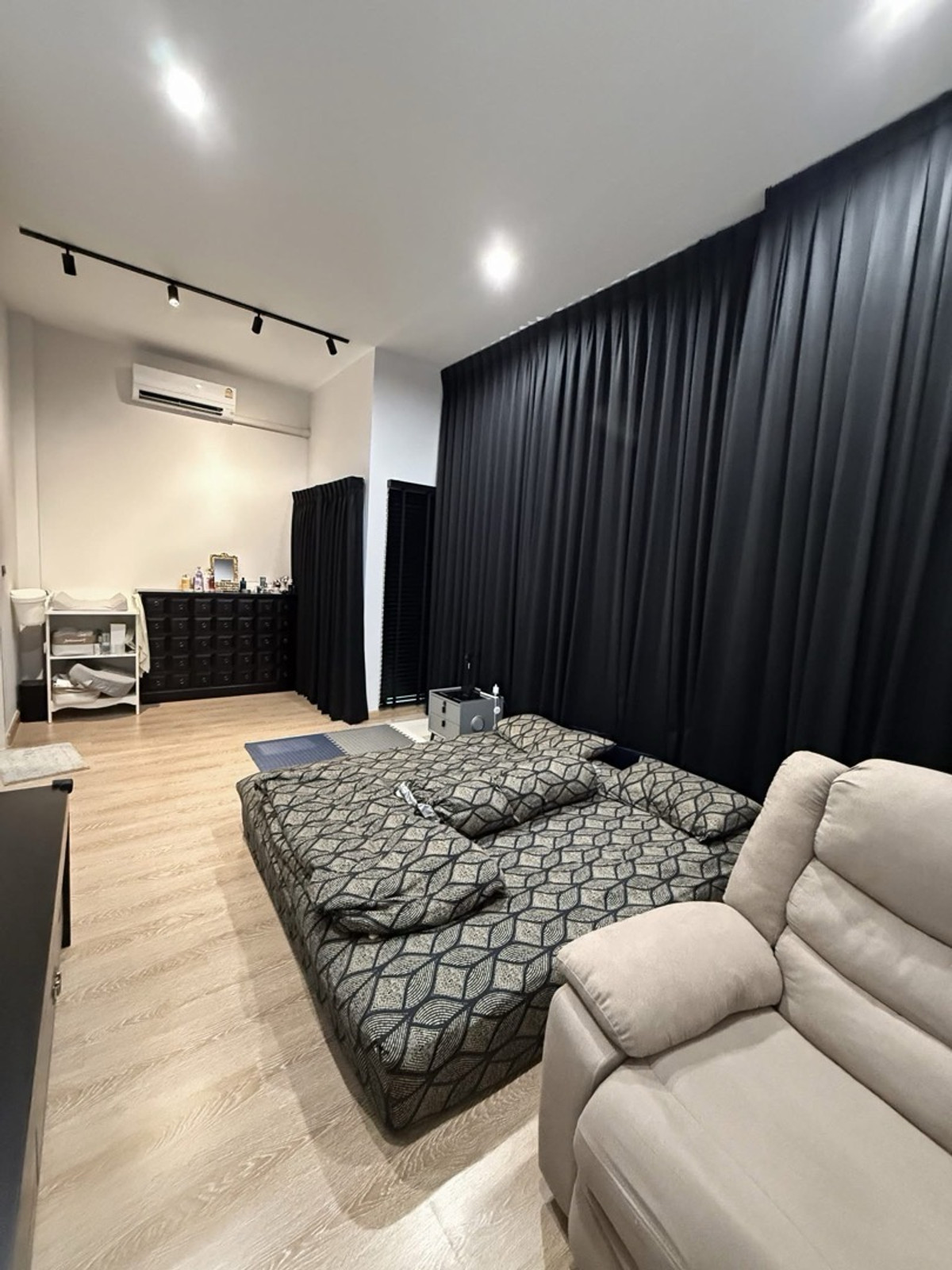 For SaleTownhomeRathburana, Suksawat : 🌳🔥 Urgent Sale! Corner Home – The Place, Most Private Unit in the Project 🔥🌳