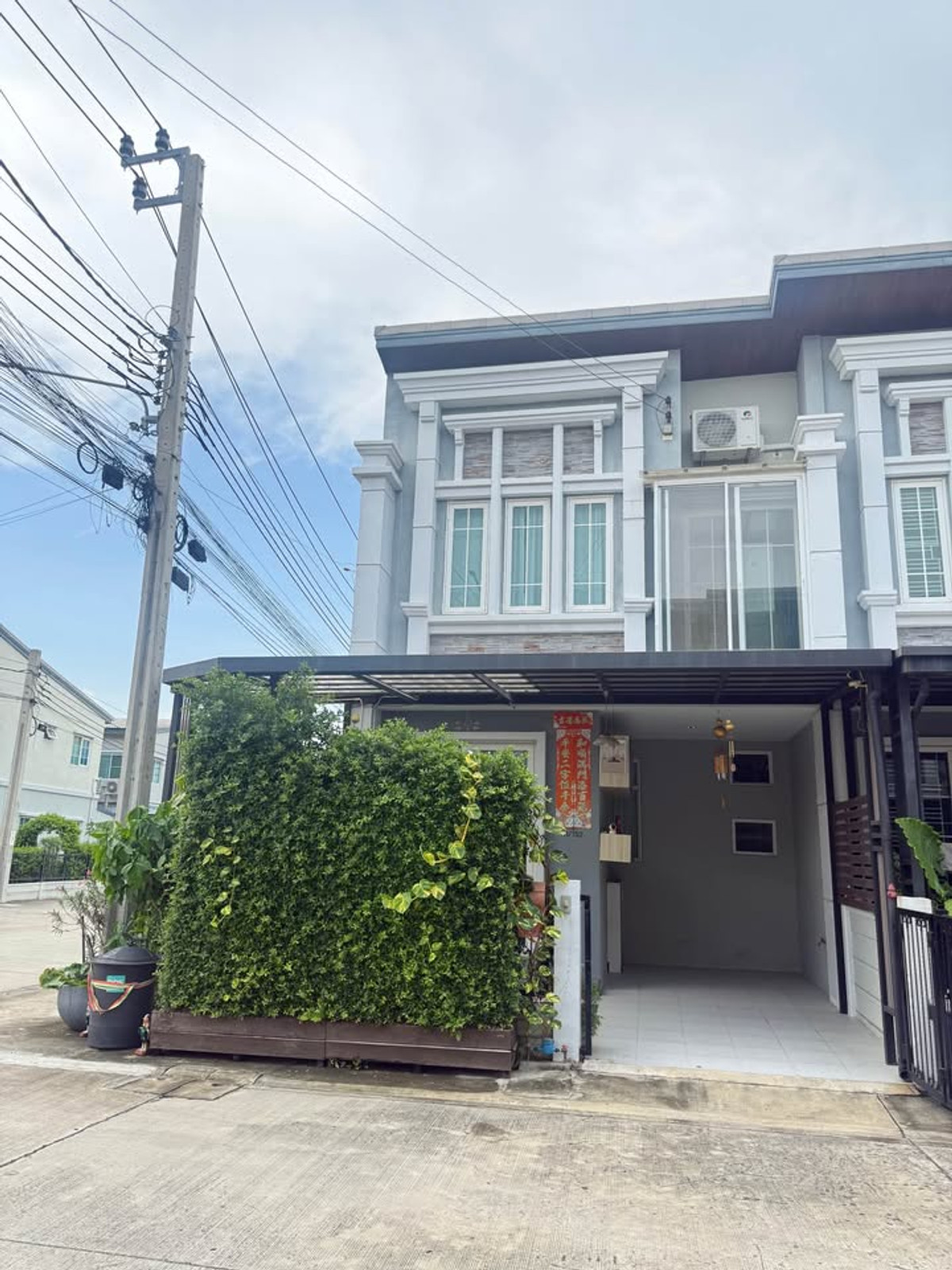 ให้เช่าทาวน์โฮมสมุทรปราการ สำโรง : RH020126 ให้เช่า ทาวน์โฮม 2 ชั้น 4 ห้องนอน หลังมุม at Golden Town Sukhumvit-Bearing BTS Station ใกล้ อิมพีเรียลเวิลด์ สำโรง เพียง 3 นาที