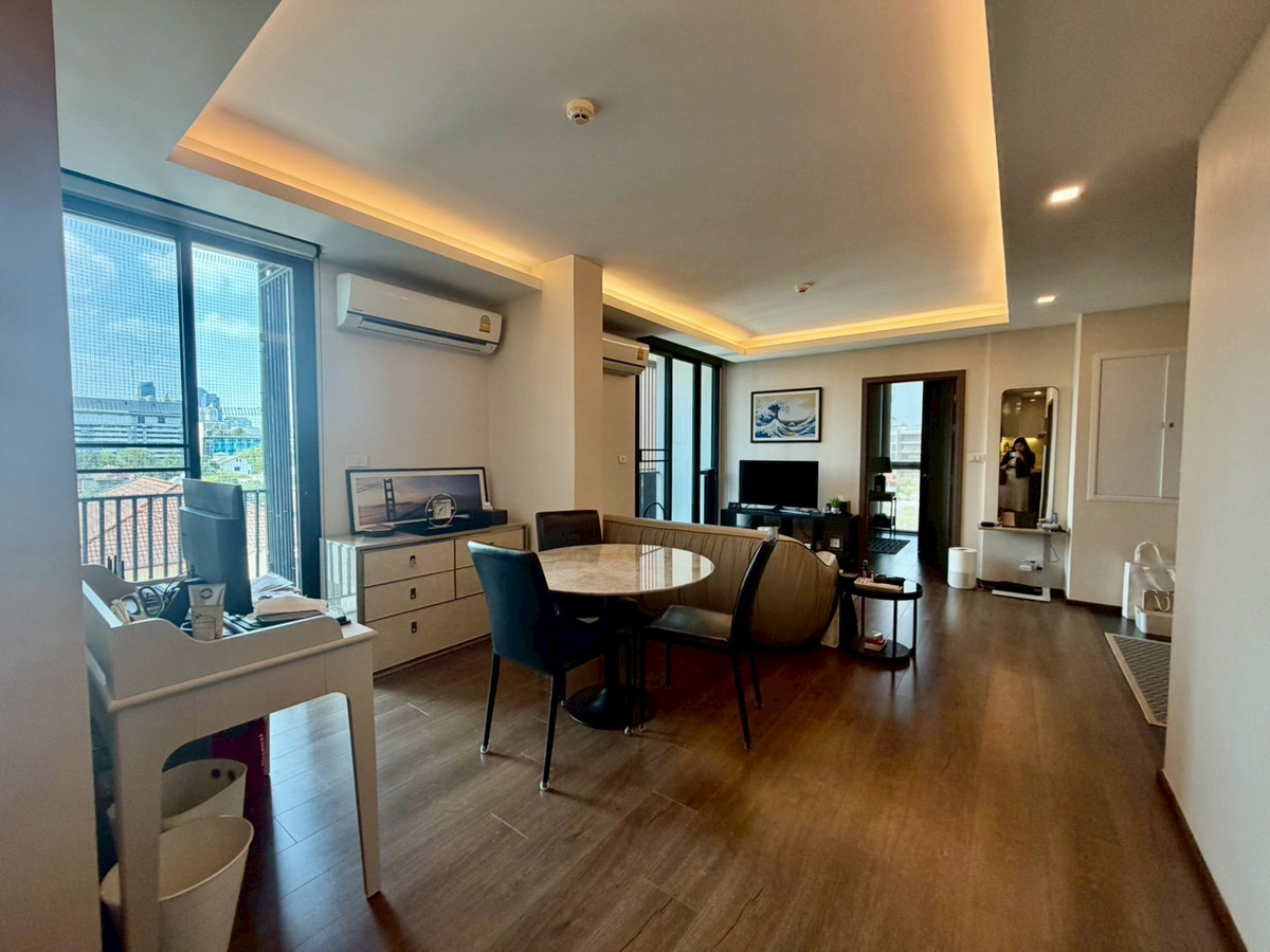 ให้เช่าคอนโดพระราม 9 เพชรบุรีตัดใหม่ RCA : ให้เช่า คอนโดตกแต่งพร้อมอยู่ โครงการ The Remarkable Soonvijai 2 