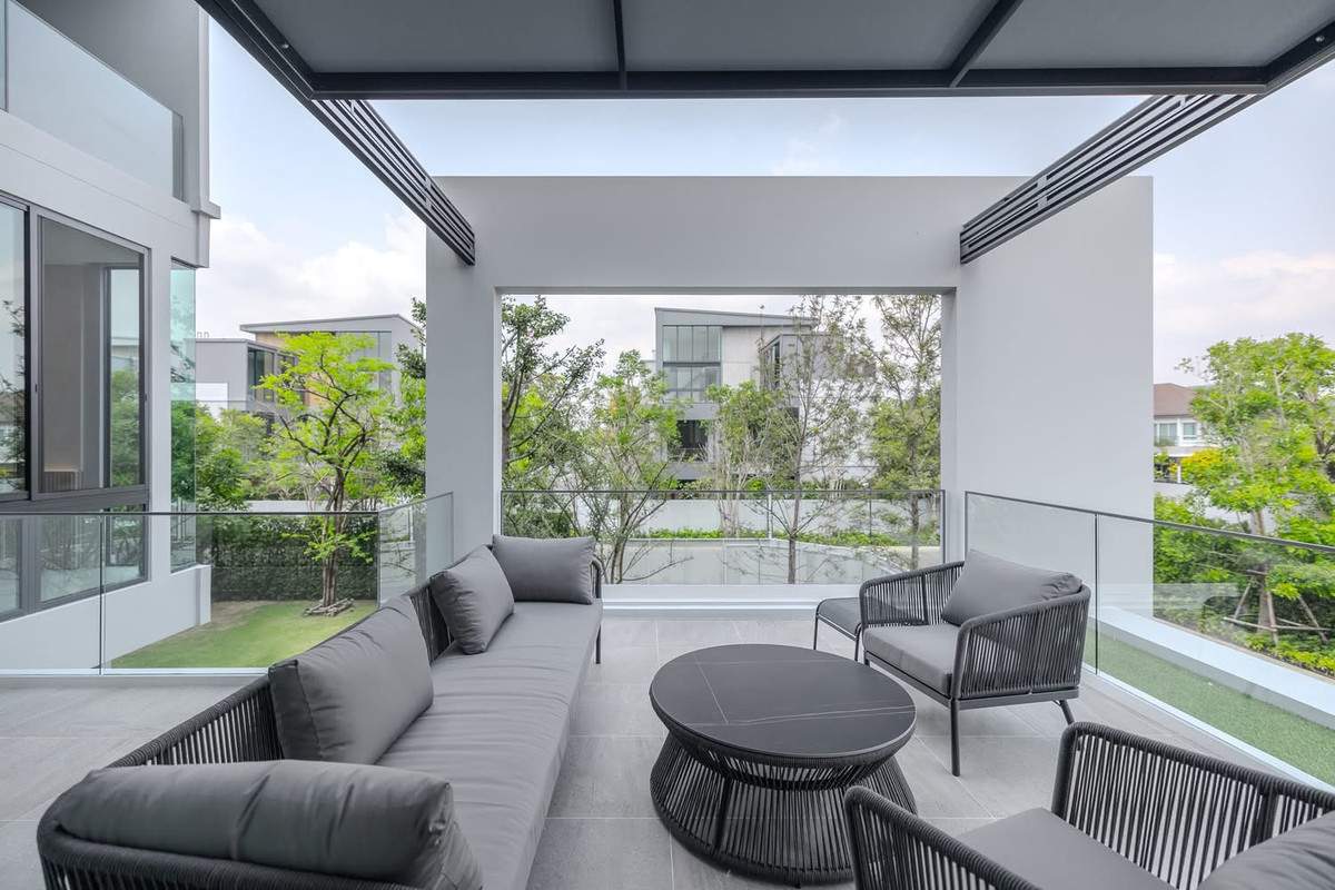 ขายบ้านพัฒนาการ ศรีนครินทร์ : ขายบ้านเดี่ยว3ชั้น โมเดิร์นลอฟท์ VIVE กรุงเทพกรีฑา พร้อมลิฟต์ ใกล้ Wellington College