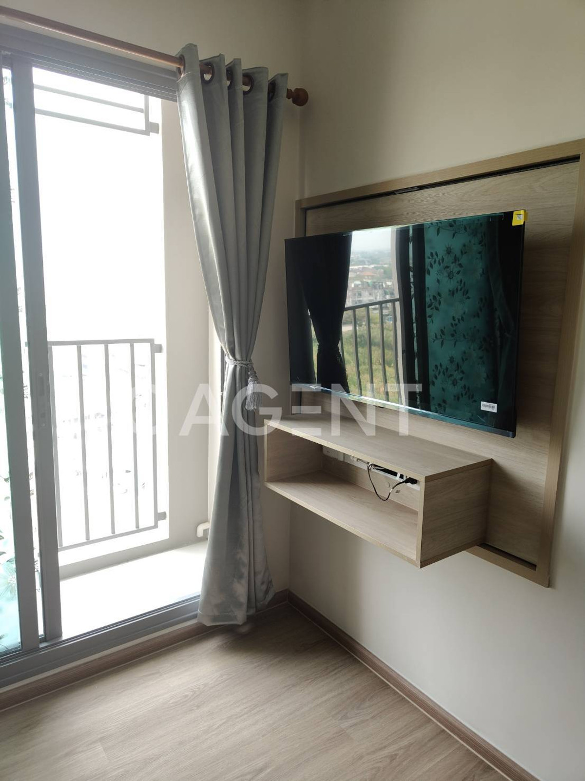 For RentCondoNakhon Pathom : Escent Nakhon Pathom, High-Rise Condominium Next to Central Nakhon Pathom with Rooftop Facilities