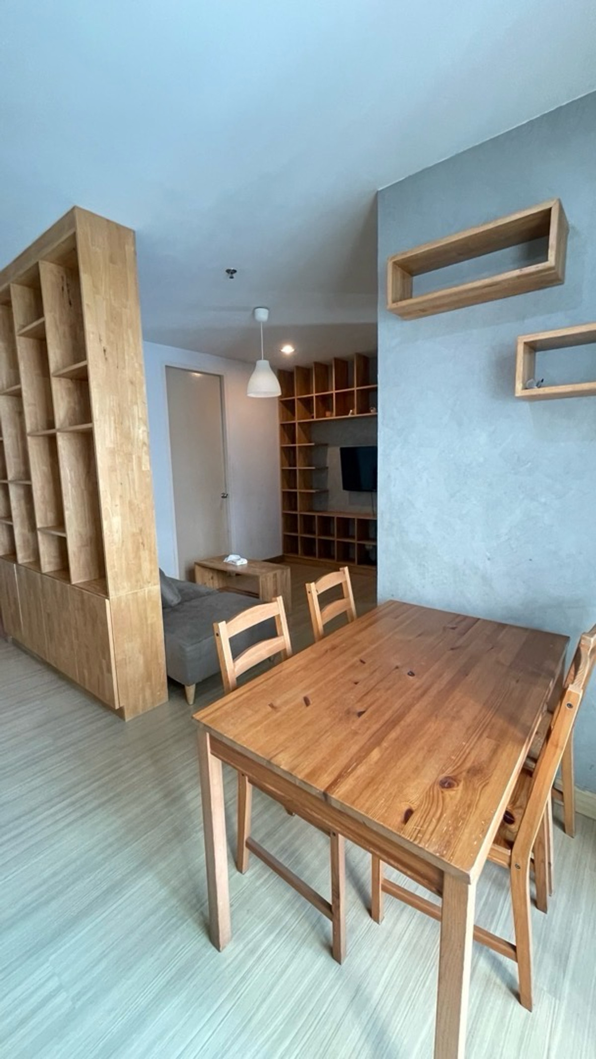 ให้เช่าคอนโดพัฒนาการ ศรีนครินทร์ : ให้เช่า The Parkland srinakarin ( เดอะ พาร์คแลนด์ ศรีนครินทร์ )🛏️ 2 ห้องนอน 🛁 2 ห้องน้ำ 🛋️ 1 ห้องนั่งเล่น ขนาด 66 ตรม. ชั้น 8 อาคาร B ⛲️ วิวเมือง ✨ ราคา 16,000 บาท ✨ มีวีดิโอห้องจริง 📸