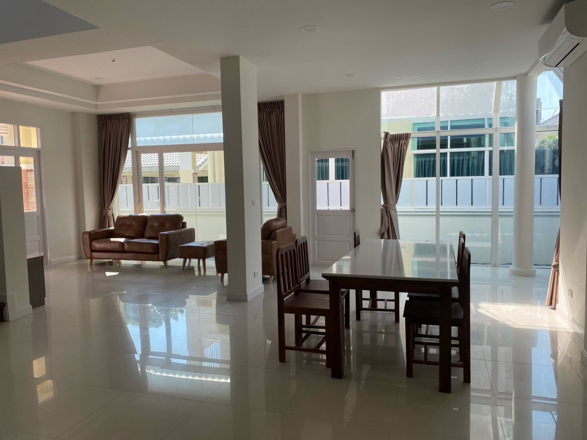 For RentHouseMin Buri, Romklao : House for rent Perfect Place Private Zone Ram 164 near RIS School 2.5km.