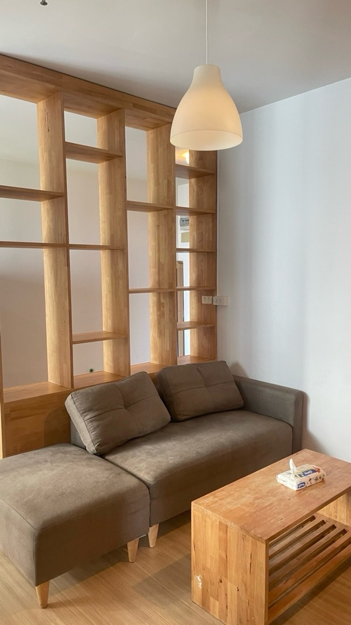 ให้เช่าคอนโดพัฒนาการ ศรีนครินทร์ : ให้เช่า The Parkland srinakarin ( เดอะ พาร์คแลนด์ ศรีนครินทร์ )🛏️ 2 ห้องนอน 🛁 2 ห้องน้ำ 🛋️ 1 ห้องนั่งเล่น ขนาด 66 ตรม. ชั้น 8 อาคาร B ⛲️ วิวเมือง ✨ ราคา 16,000 บาท ✨ มีวีดิโอห้องจริง 📸