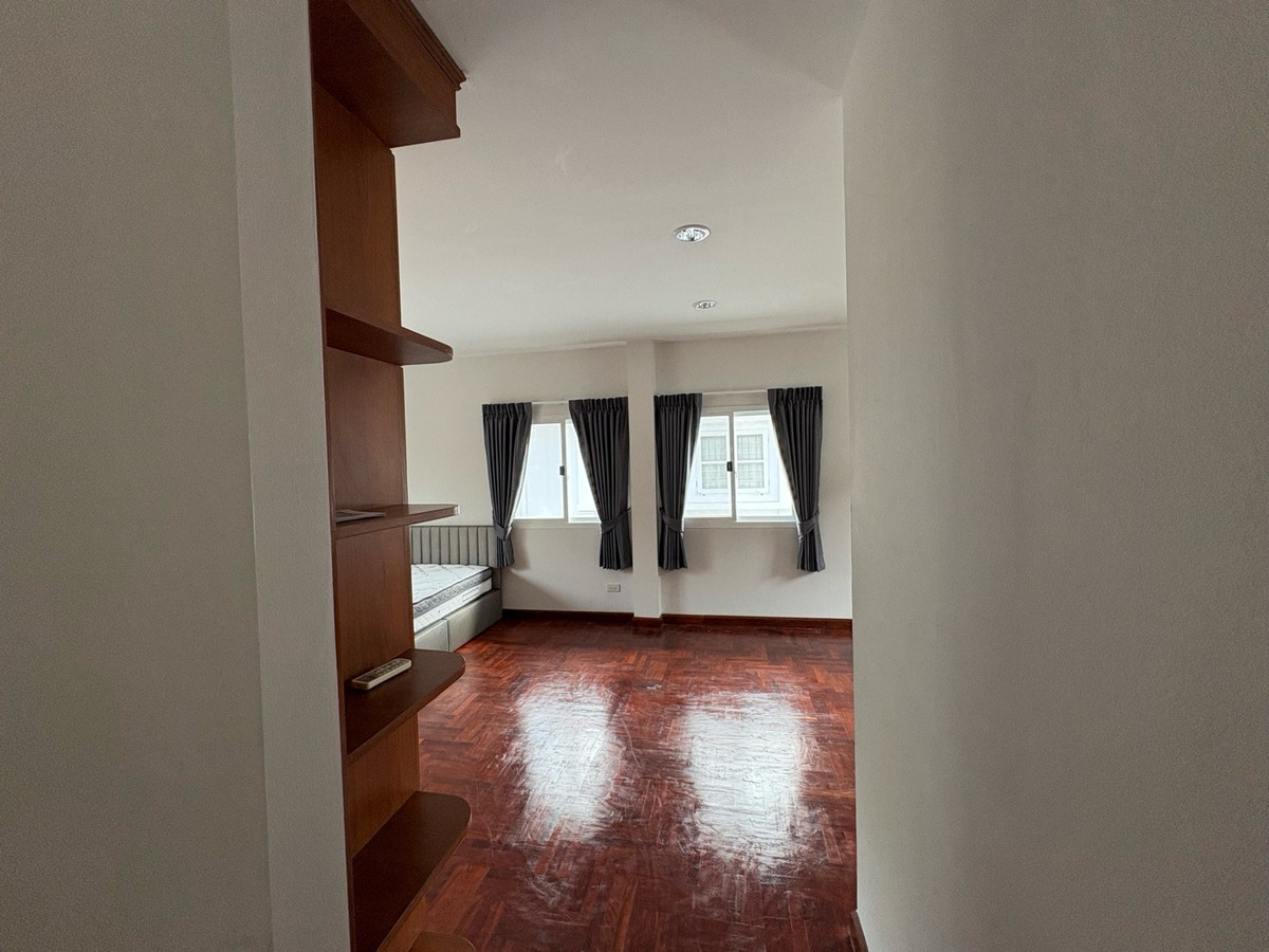 For RentHouseMin Buri, Romklao : Rent-rent-buy house Perfect Place Ram 164  near RIS School