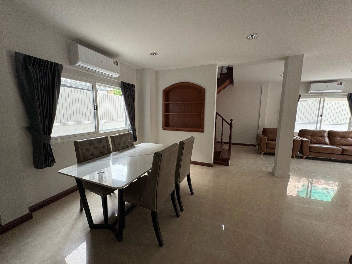 For RentHouseMin Buri, Romklao : Rent-rent-buy house Perfect Place Ram 164  near RIS School