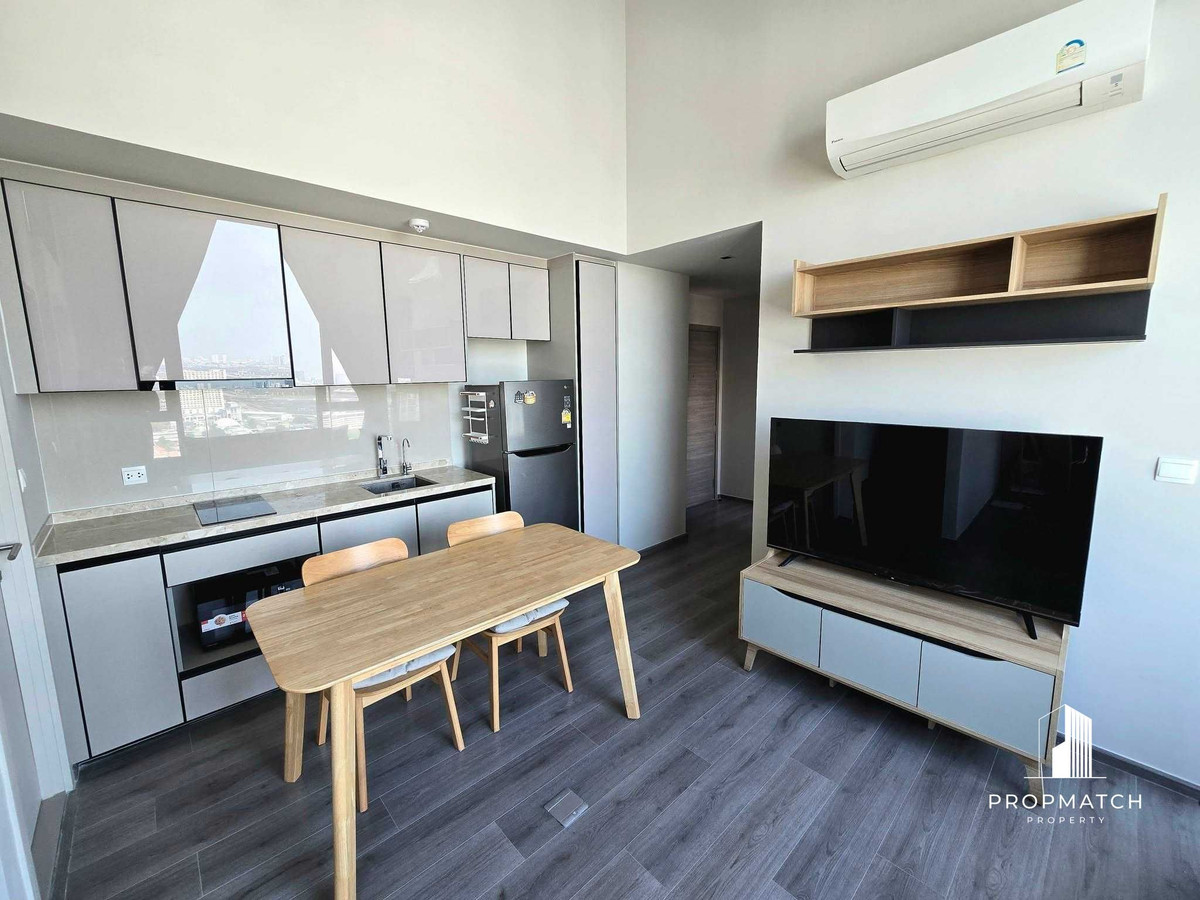 For SaleCondoSapankwai,Jatujak : The Reserve Phahol - Pradipat Duplex, excellent price, selling for only 6.35 m, large room 45sqm, next to BTS Saphan Khwai, convenient travel, can make an appointment to view at 064-6696546 Minnie, this number can be reached via Line.