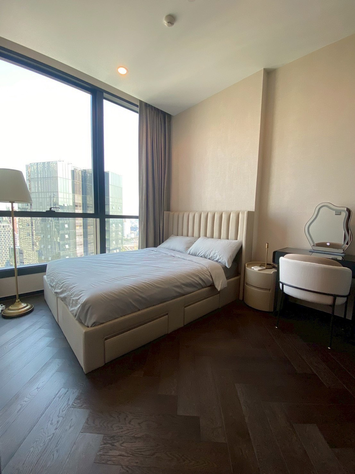 ให้เช่าคอนโดสุขุมวิท อโศก ทองหล่อ : ให้เช่า The Esse Sukhumvit 36 ราคา 45,000 บาท [TTr260172]