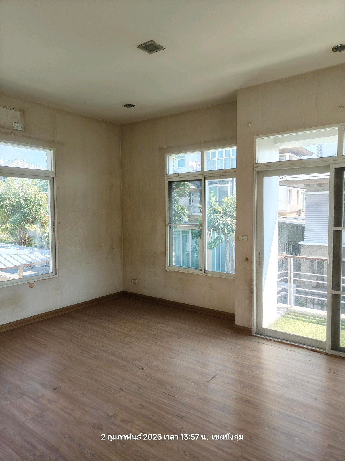 ขายบ้านนวมินทร์ รามอินทรา : ขาย 16 ล้าน ลดเหลือ 11.2 ล้าน (ขายตามสภาพ) The primary prestige รัชดา-รามอินทรา