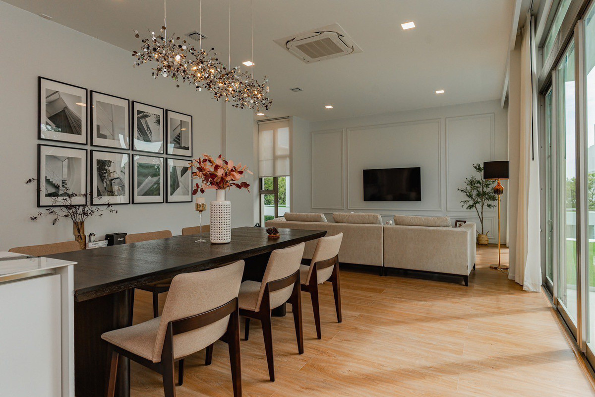 ขายบ้านพัฒนาการ ศรีนครินทร์ : ขาย บ้านโมเดิร์นลอฟท์ 3ชั้น แต่งสวย VIVE พระราม 9 ใกล้ Wellington College