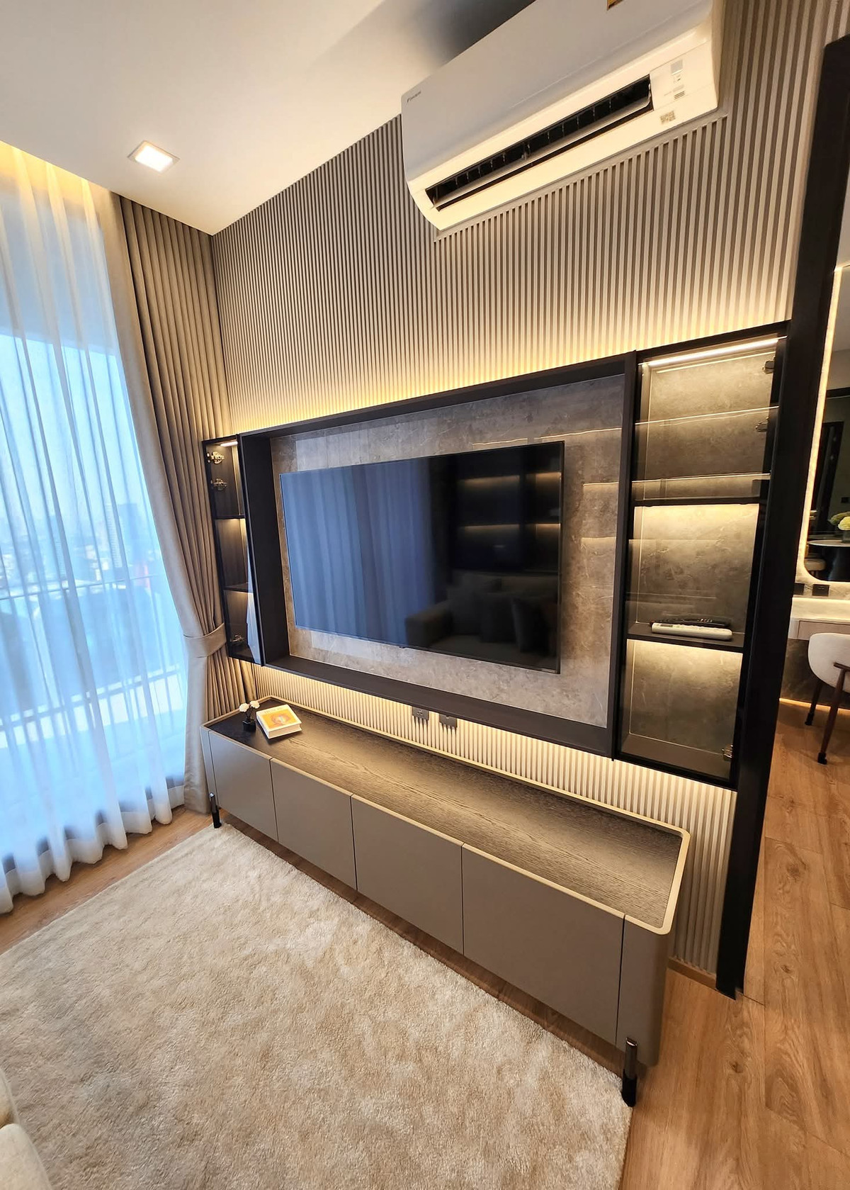 For RentCondoAri,Anusaowaree : ให้เช่า Noble Around Ari   ราคา 35,000 บาท [JZr260126]