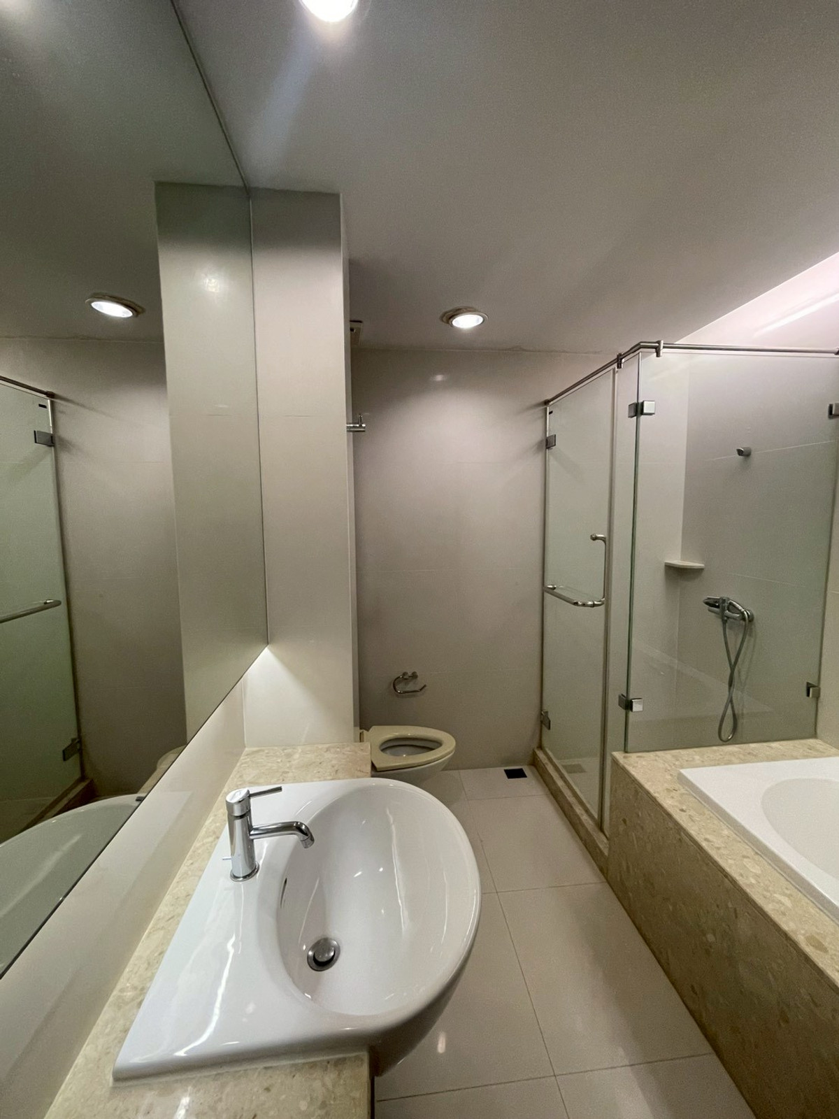 For RentWitthayu, Chidlom, Langsuan, Ploenchit :  💎FOR RENT | 3 Beds | Luxury Apartments | Wireless Road | Pet Friendly | Low-Rise | Exclusive Living | Lumpini Park  | Ploenchit