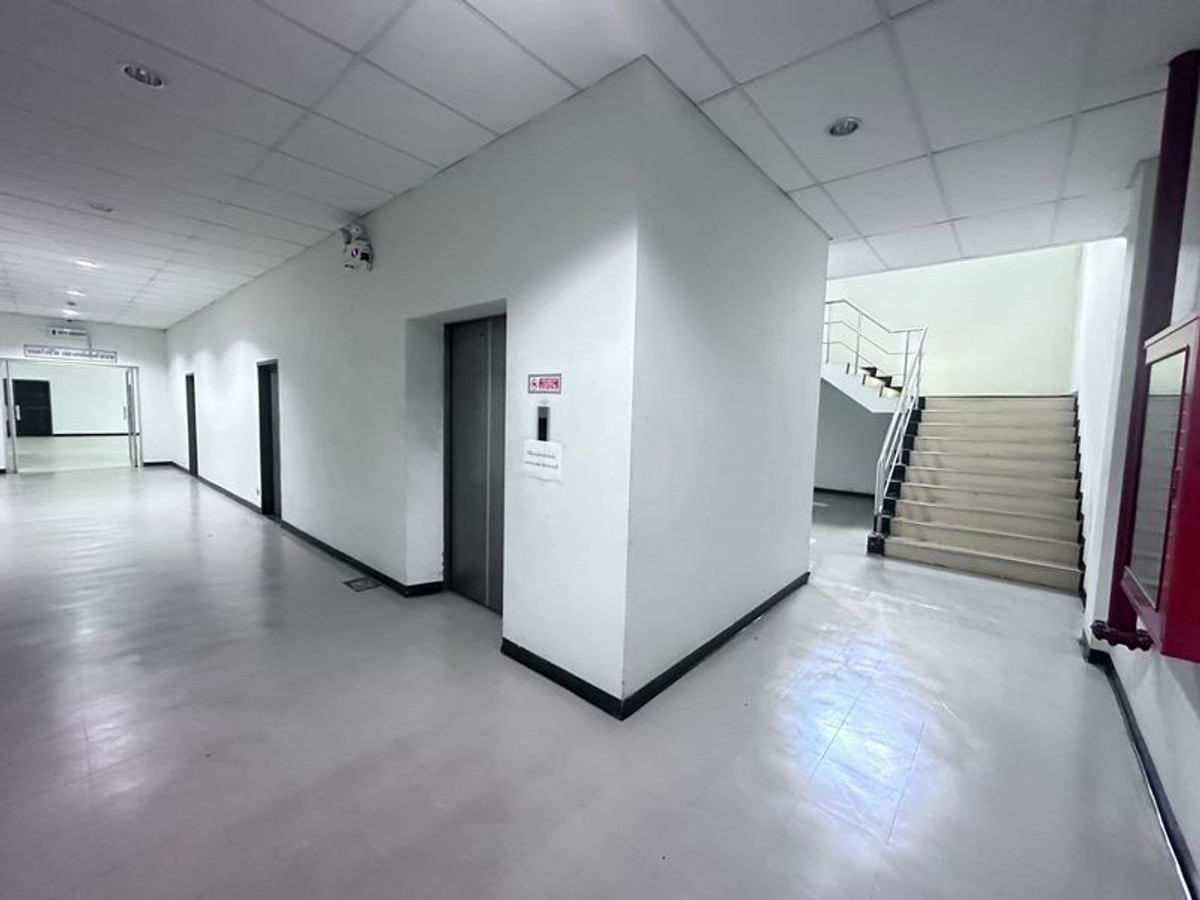 For SaleFactoryLadkrabang, Suwannaphum Airport : Factory for sale, 4 rai, purple area 🟣 usable area 6,700 sq m. #Latkrabang