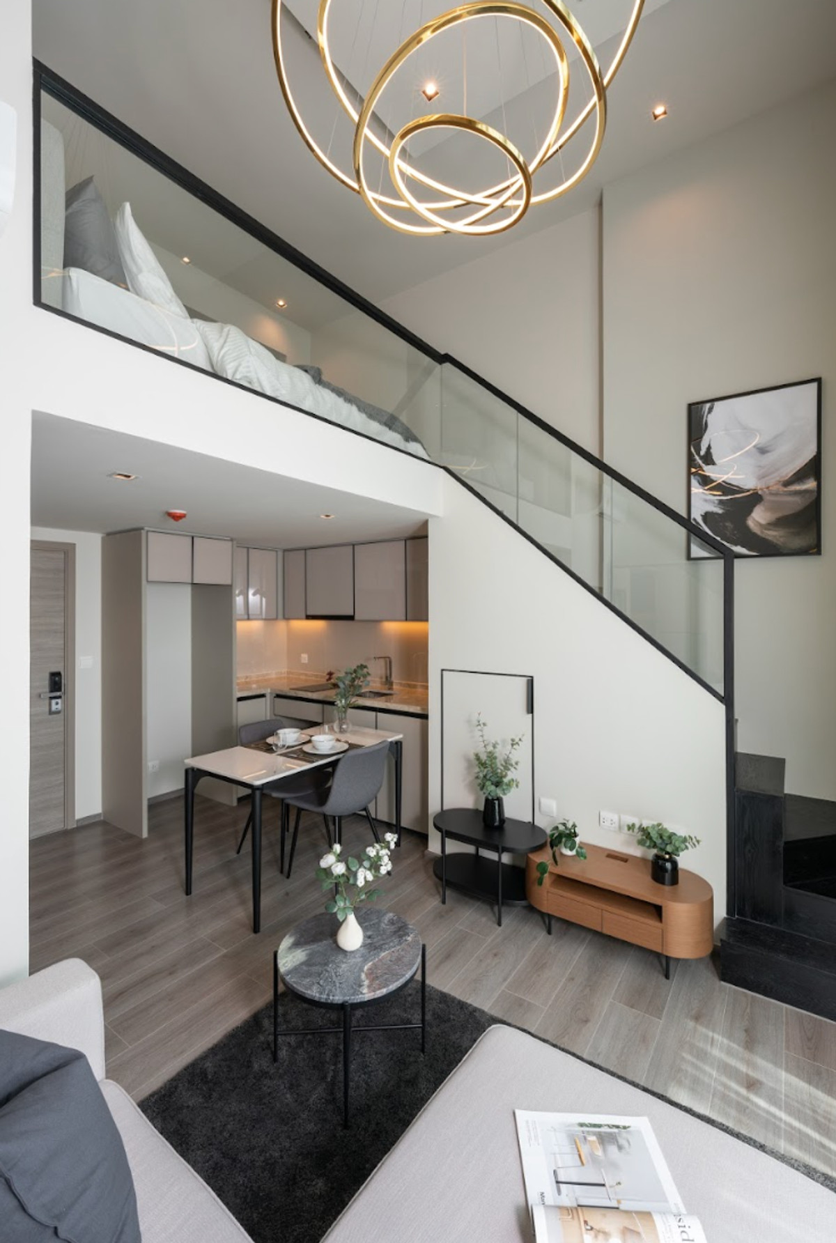 ให้เช่าคอนโดสะพานควาย จตุจักร : The Reserve Phahol - Pradipat  Duplex ราคาดีมาก เช่า 25,000 เท่านั้น  ห้องใหญ่ 39sqm ติด BTS สะพานควาย เดินทางสะดวก นัดชมได้เลย 064-6696546 มินนี่   เบอร์นี้แอทไลน์ได้เลยค่ะ