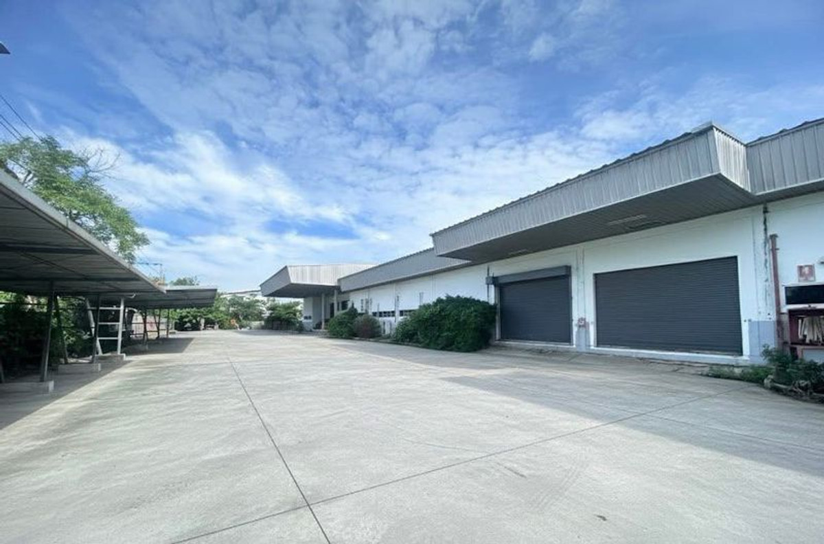 For SaleFactoryLadkrabang, Suwannaphum Airport : Factory for sale, 4 rai, purple area 🟣 usable area 6,700 sq m. #Latkrabang