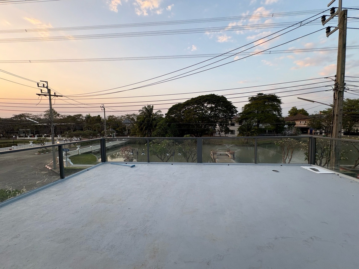 ให้เช่าบ้านมีนบุรี-ร่มเกล้า : ให้เช่าบ้านเดี่ยวหลังมุม Perfect Place ราม 164 ใกล้รร. RIS เพียง 400 เมตร