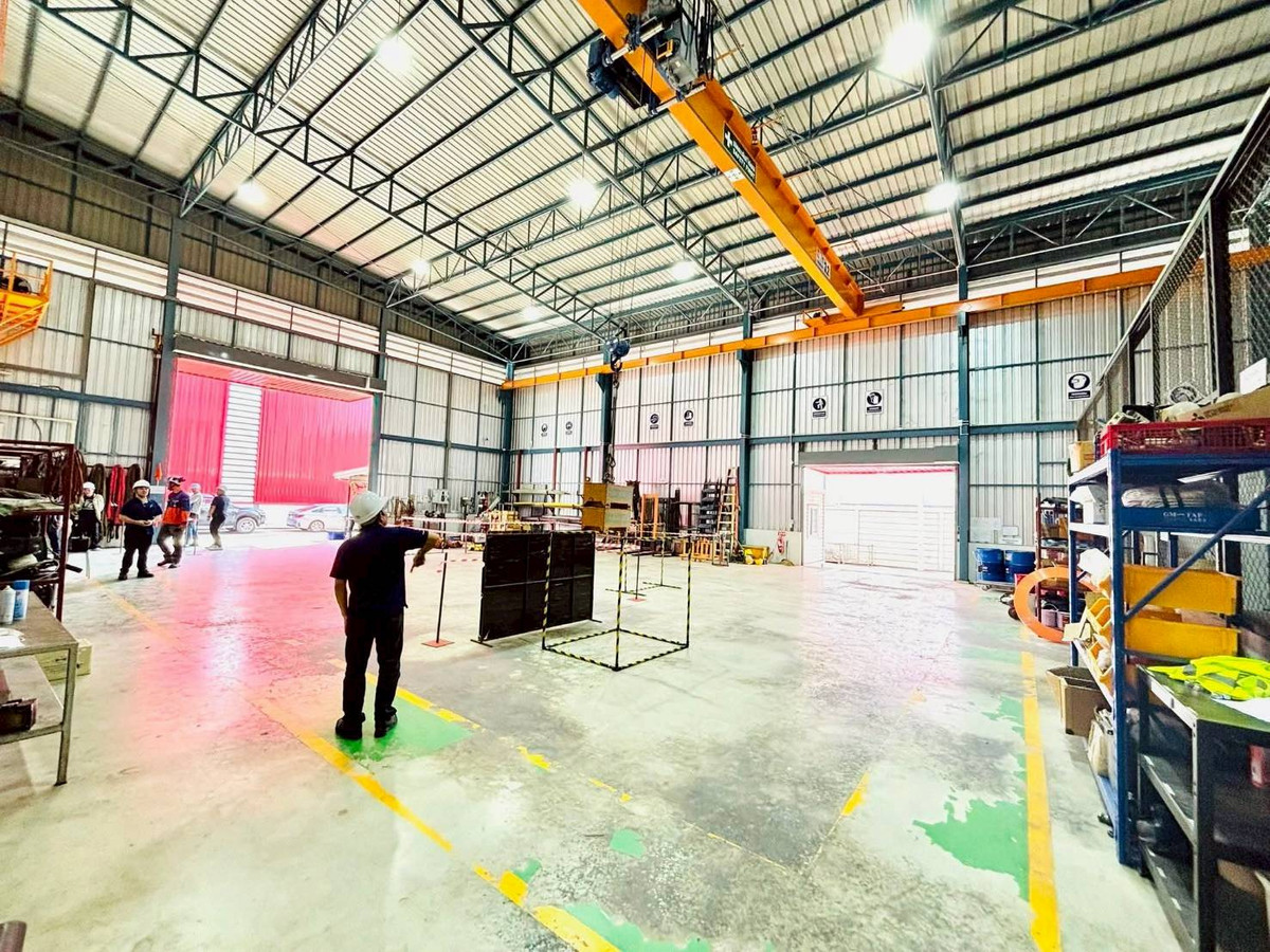 For SaleFactoryMahachai Samut Sakhon : Factory for sale, land area 2.5 rai, 2 buildings, usable area 1,668 sq m.