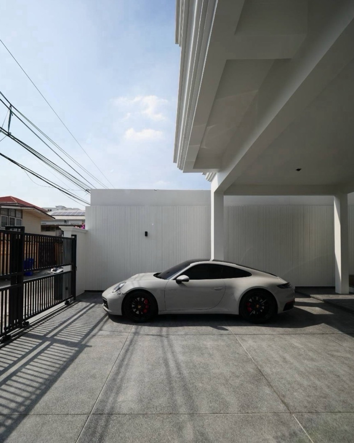 For RentHome OfficeOnnut, Udomsuk : For rent, Villa Private Home Office, Pridi Banomyong 26, Sukhumvit 71, near Ekkamai and Thonglor.