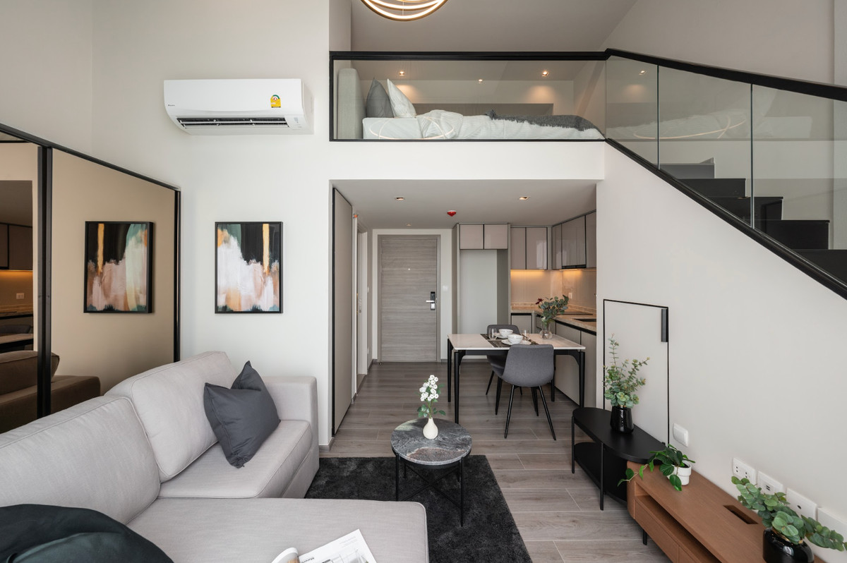 ให้เช่าคอนโดสะพานควาย จตุจักร : The Reserve Phahol - Pradipat  Duplex ราคาดีมาก เช่า 25,000 เท่านั้น  ห้องใหญ่ 39sqm ติด BTS สะพานควาย เดินทางสะดวก นัดชมได้เลย 064-6696546 มินนี่   เบอร์นี้แอทไลน์ได้เลยค่ะ