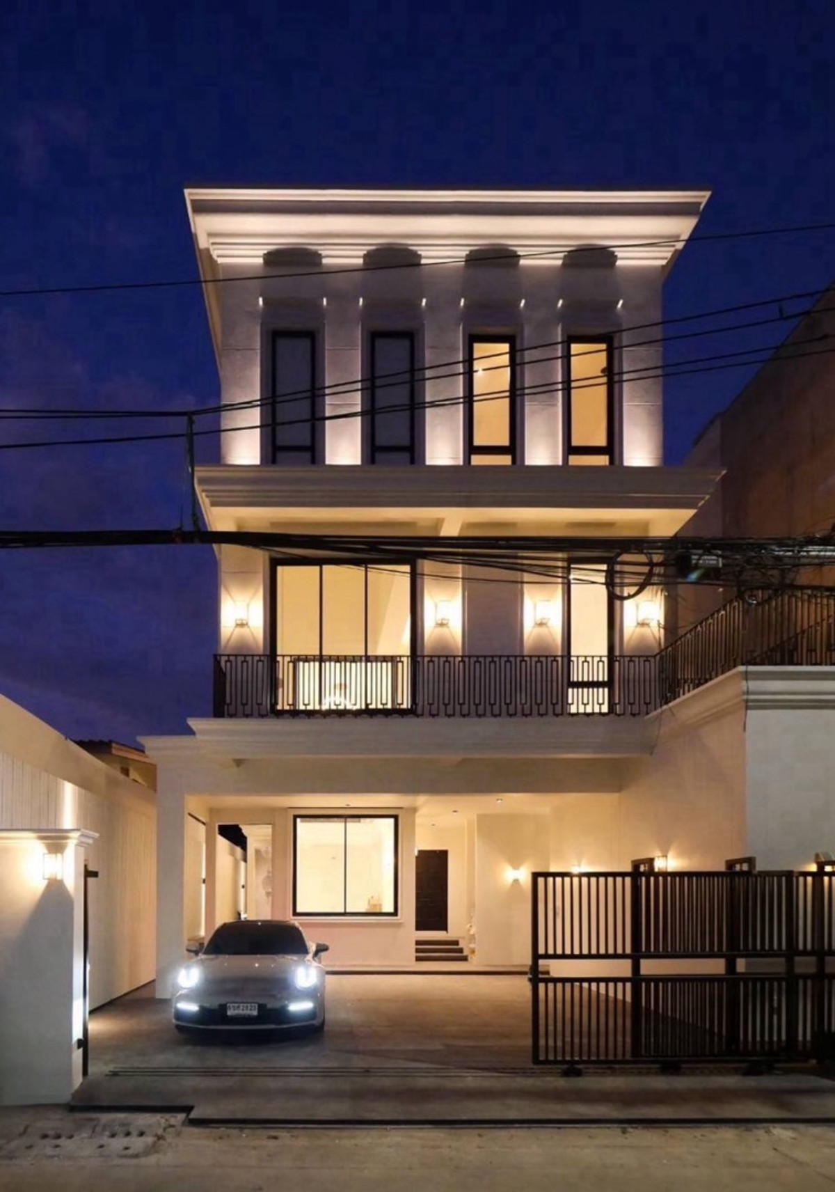 For RentHome OfficeOnnut, Udomsuk : For rent, Villa Private Home Office, Pridi Banomyong 26, Sukhumvit 71, near Ekkamai and Thonglor.