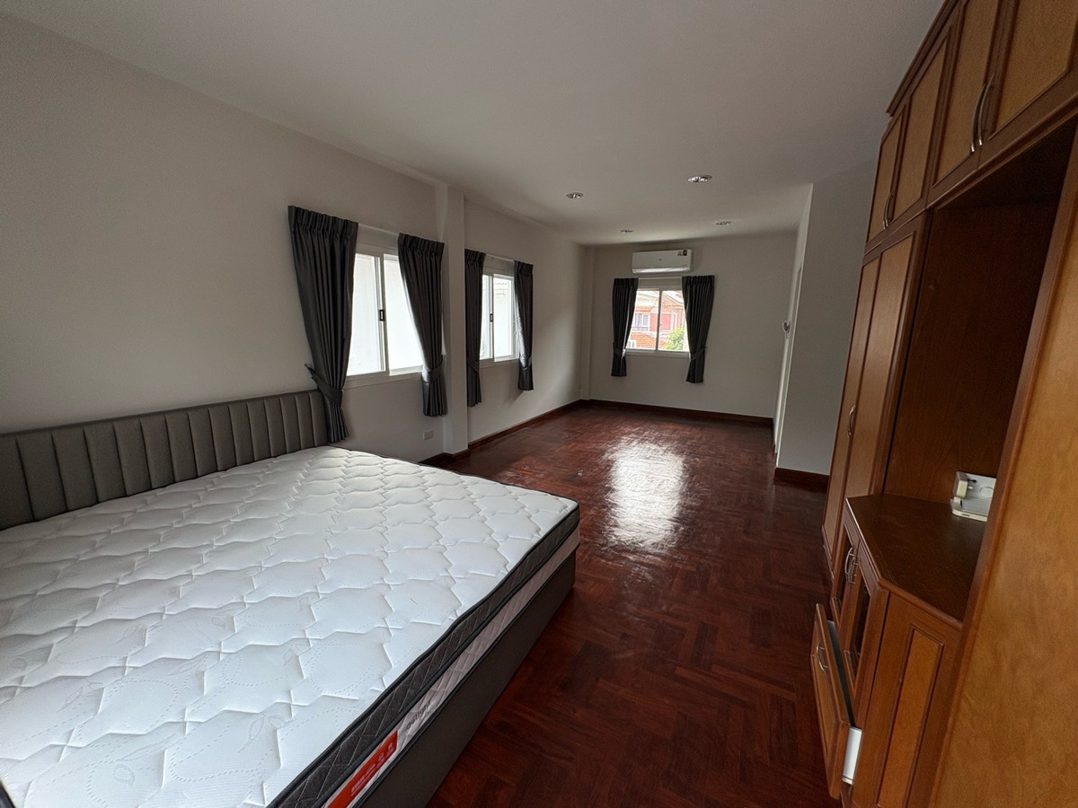 For RentHouseMin Buri, Romklao : Rent-rent-buy house Perfect Place Ram 164  near RIS School