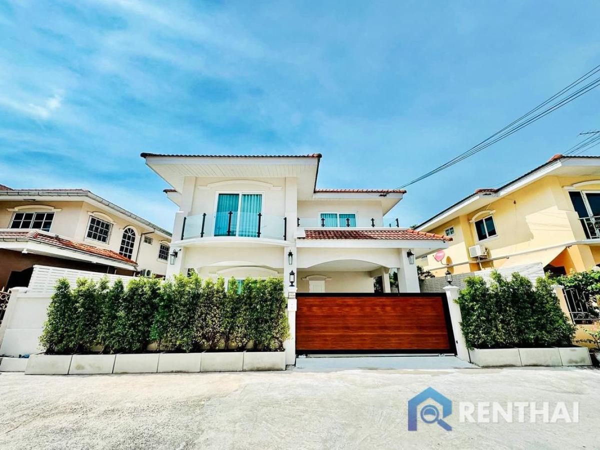 For SaleHousePattaya, Bangsaen, Chonburi : For sale house 4 bedrooms at Na Kluea