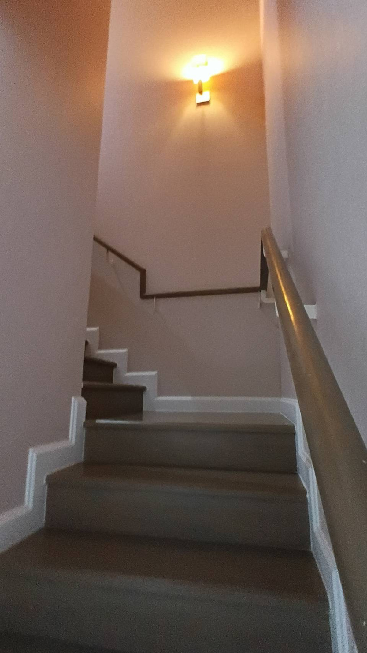 ให้เช่าคอนโดสุขุมวิท อโศก ทองหล่อ : ให้เช่าคอนโด The Crest Sukhumvit 34 ขนาด 2 ห้องนอน duplex เฟอร์ครบ พร้อมอยู่ ใกล้ Bts Thonglor เพียง 200 เมตร