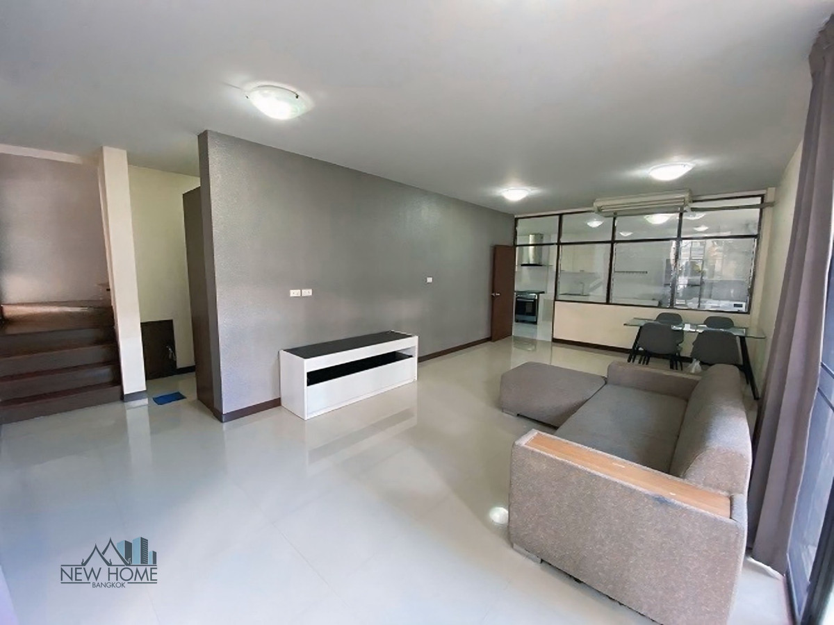 ให้เช่าบ้านสุขุมวิท อโศก ทองหล่อ : 🏡 บ้านให้เช่า บ้านพร้อมอยู่ มีสวนส่วนตัว พร้อมพงษ์