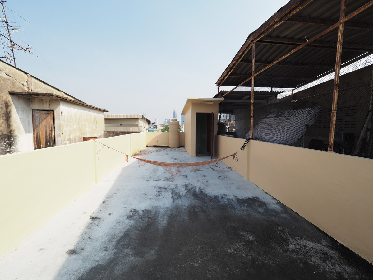 For RentTownhomeRama3 (Riverside),Satupadit : 4 Storey shophouse newly renovated in Rama 3 Road