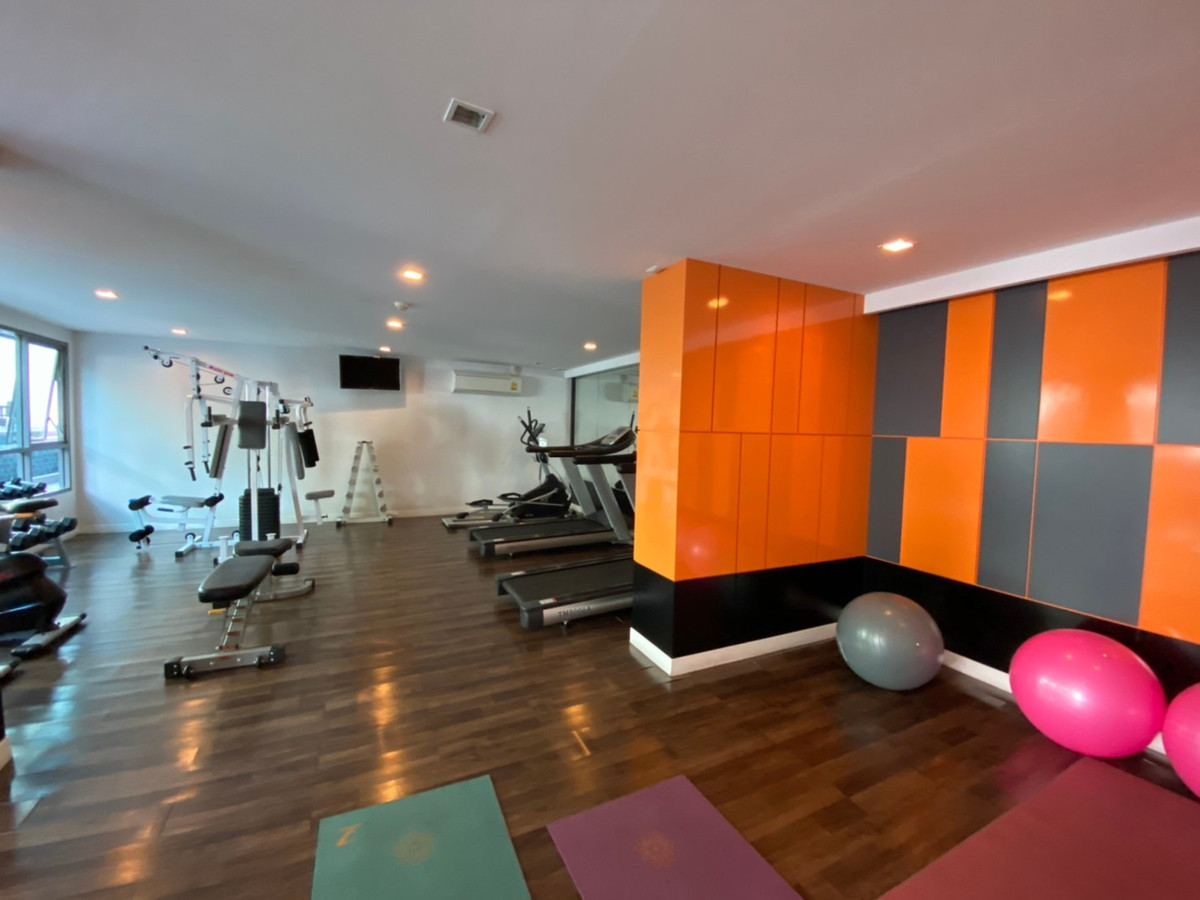 For RentCondoBangna, Bearing, Lasalle : For Rent: Vogue Place Sukhumvit 107 (BTS Bearing)  Big Room