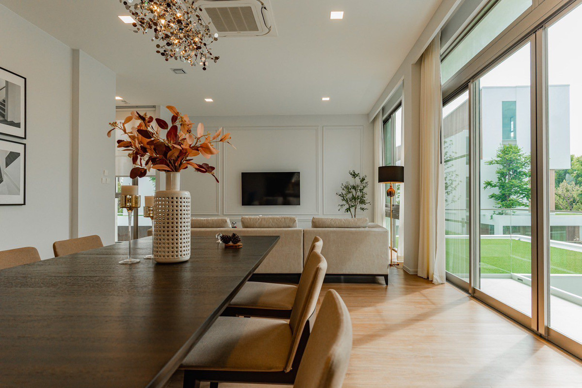 ขายบ้านพัฒนาการ ศรีนครินทร์ : วีเว่ พระราม 9 / 4 ห้องนอน (ขาย), VIVE Rama 9 / 4 Bedrooms (FOR SALE) BZD133