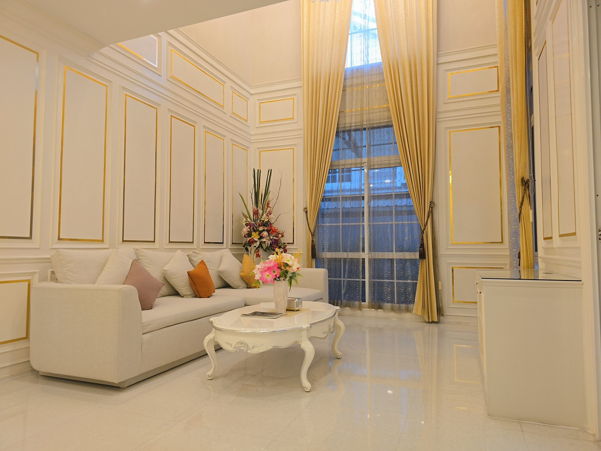 ขายบ้านบางนา แบริ่ง ลาซาล : นาราสิริ บางนา / 4 ห้องนอน (ขาย), Narasiri Bangna / 4 Bedrooms (FOR SALE) YOK003