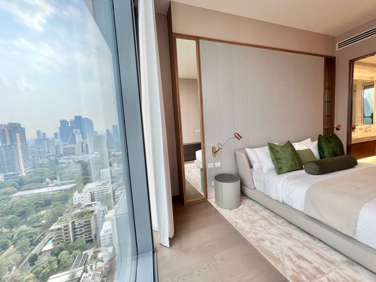 ขายคอนโดวิทยุ ชิดลม หลังสวน : 🔥 SCOPE LANGSUAN | RARE UNIT ลดจริง 18 ล้าน! 🔥
Ultra-Luxury Freehold Condo ใจกลางหลังสวน