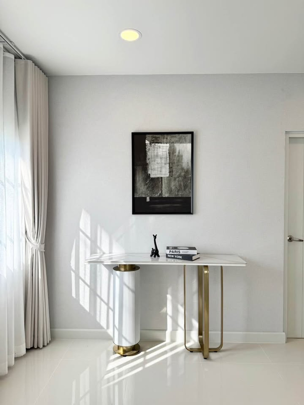 ขายบ้านบางนา แบริ่ง ลาซาล : เซนโทร บางนา เฟส 2 / 4 ห้องนอน (ขาย), Centro Bangna Phase 2 / 4 Bedrooms (FOR SALE) YOK021