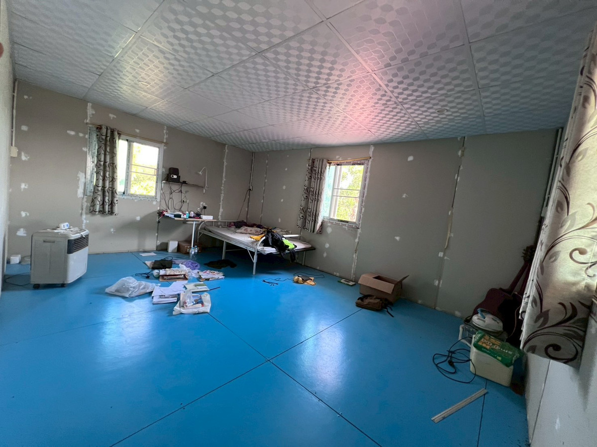 For SaleHouseSing Buri : 95546 - 2-story garden house for sale with land, 4 rai 3 ngan 5 sq m., Phrom Buri District, Sing Buri Province, next to Highway 309.