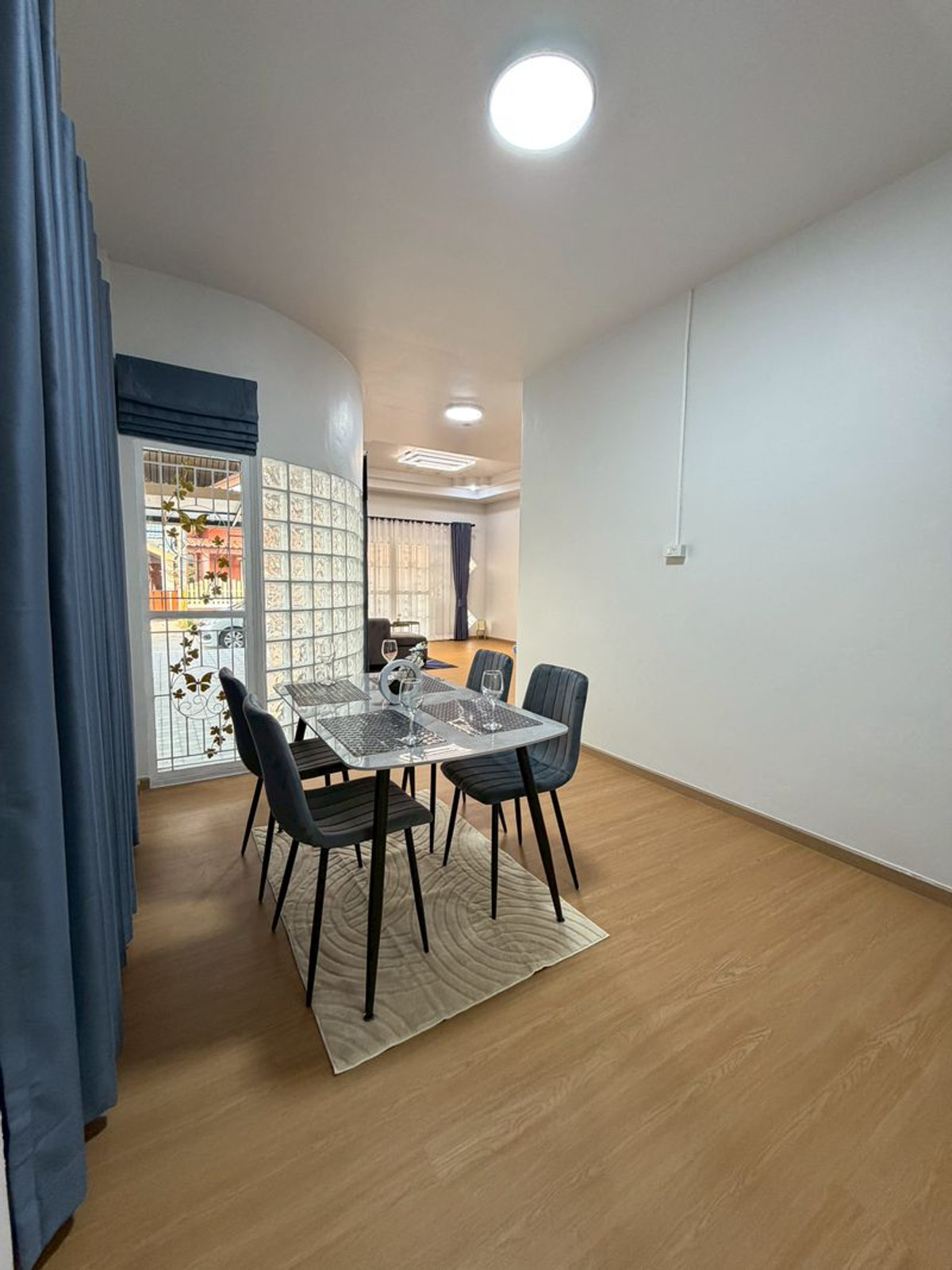 ขายบ้านพัทยา บางแสน ชลบุรี สัตหีบ : บ้าน คูณทรัพย์ทวีสุข 2  / 3 ห้องนอน (ขาย), Baan Khunsapthaweesuk 2 / 3 Bedrooms (FOR SALE) YEAN100