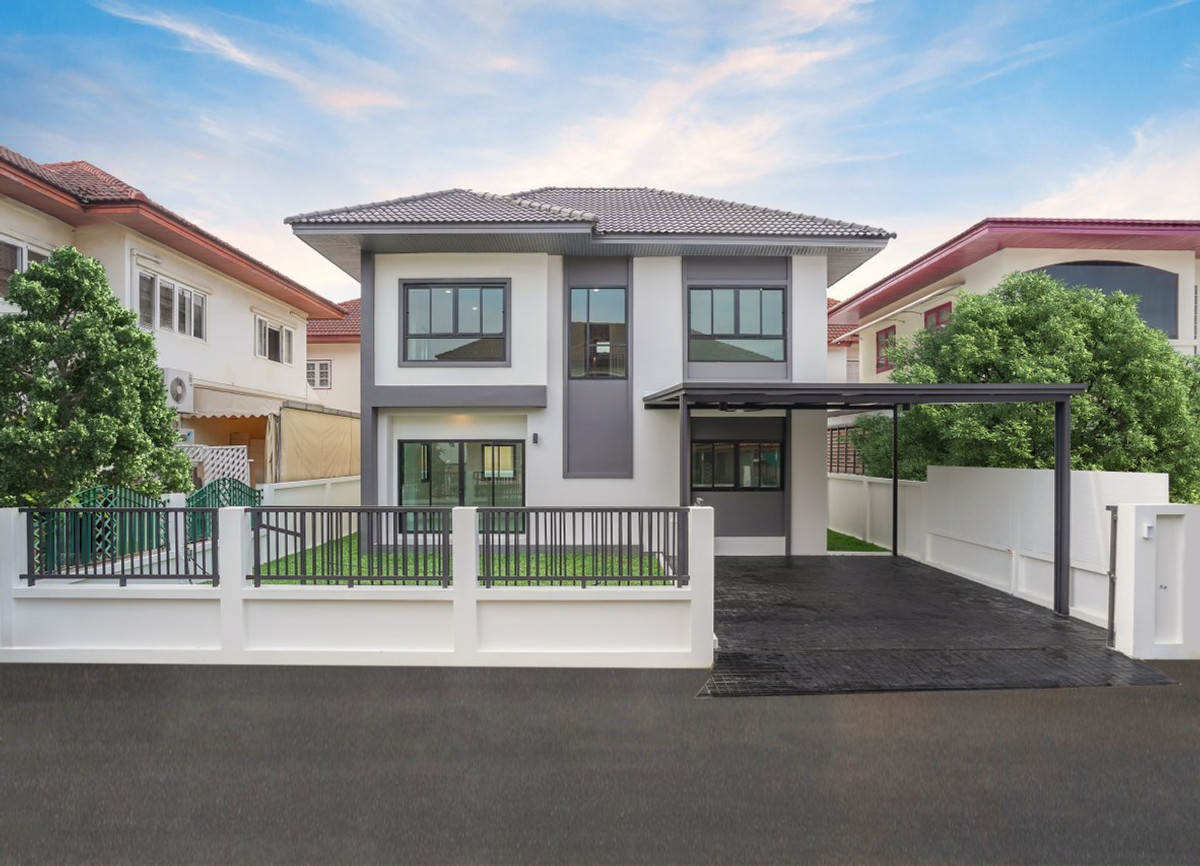 For SaleHouseRama5, Ratchapruek, Bangkruai : 🔥 Urgent sale! Single house, newly renovated, Ratchaphruek, very good price, 5.39 million! 📍 Ratirom 2 Ratchaphruek-Kanchanaphisek Project 💰 Price only 5.39 million!*