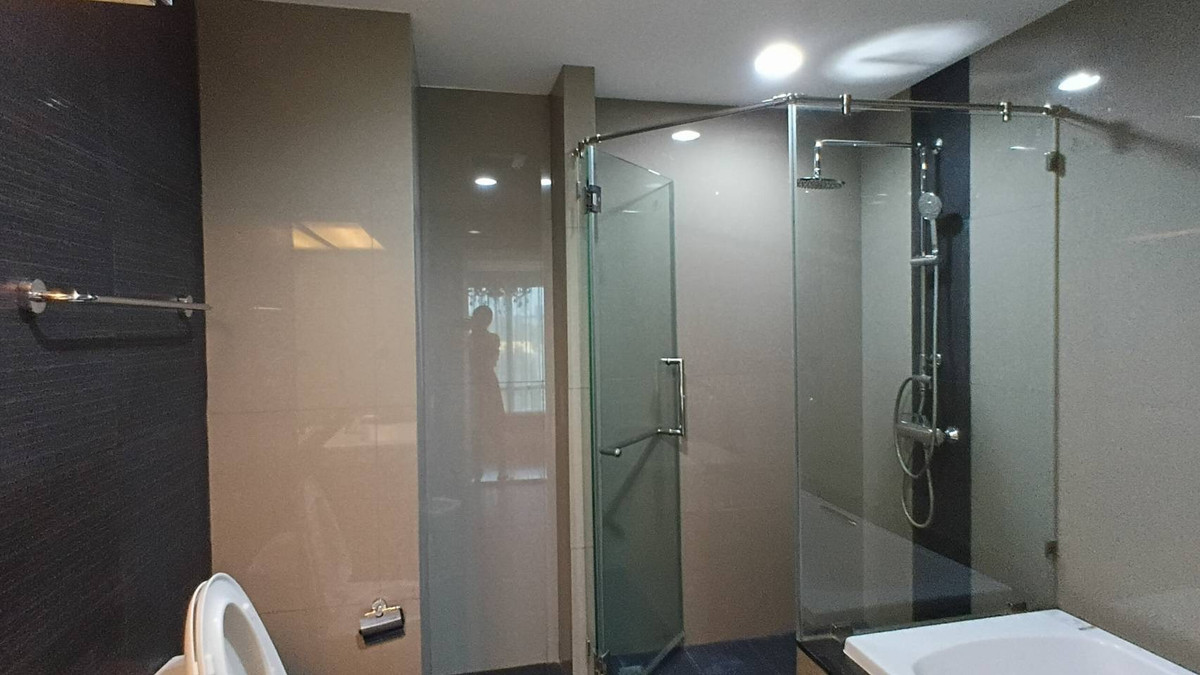 ให้เช่าคอนโดสุขุมวิท อโศก ทองหล่อ : ให้เช่าคอนโด The Crest Sukhumvit 34 ขนาด 2 ห้องนอน duplex เฟอร์ครบ พร้อมอยู่ ใกล้ Bts Thonglor เพียง 200 เมตร