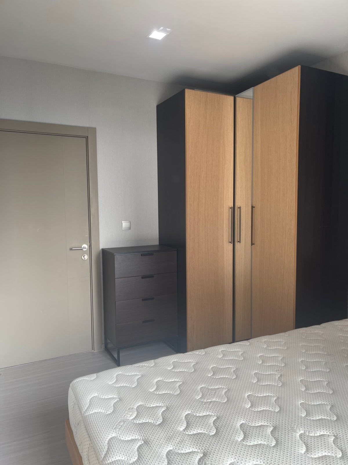 ขายคอนโดพระราม 9 เพชรบุรีตัดใหม่ RCA : Life Asoke - Rama 9 / 1 Bedroom (FOR SALE), ไลฟ์ อโศก พระราม 9 / 1 ห้องนอน (ขาย) TARN232 