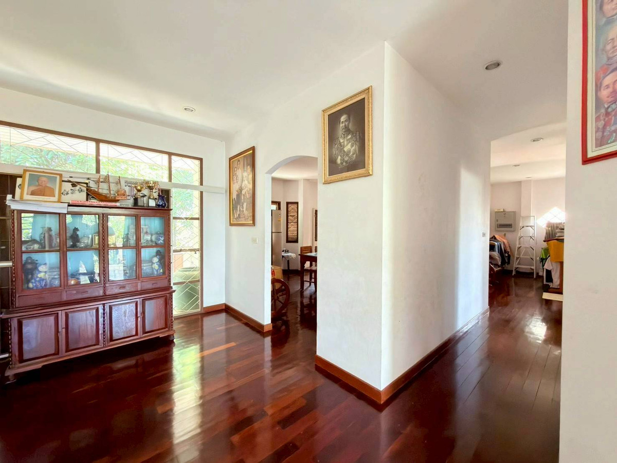 ขายบ้านนนทบุรี บางใหญ่ บางบัวทอง : ขายบ้านเดี่ยวหลังใหญ่ 2 ชั้น เนื้อที่ 454 ตรว.บางไผ่ซอย 7 ต.บางไผ่ อ.เมืองนนทบุรี จ.นนทบุรี ราคา 19,500,000 บาท