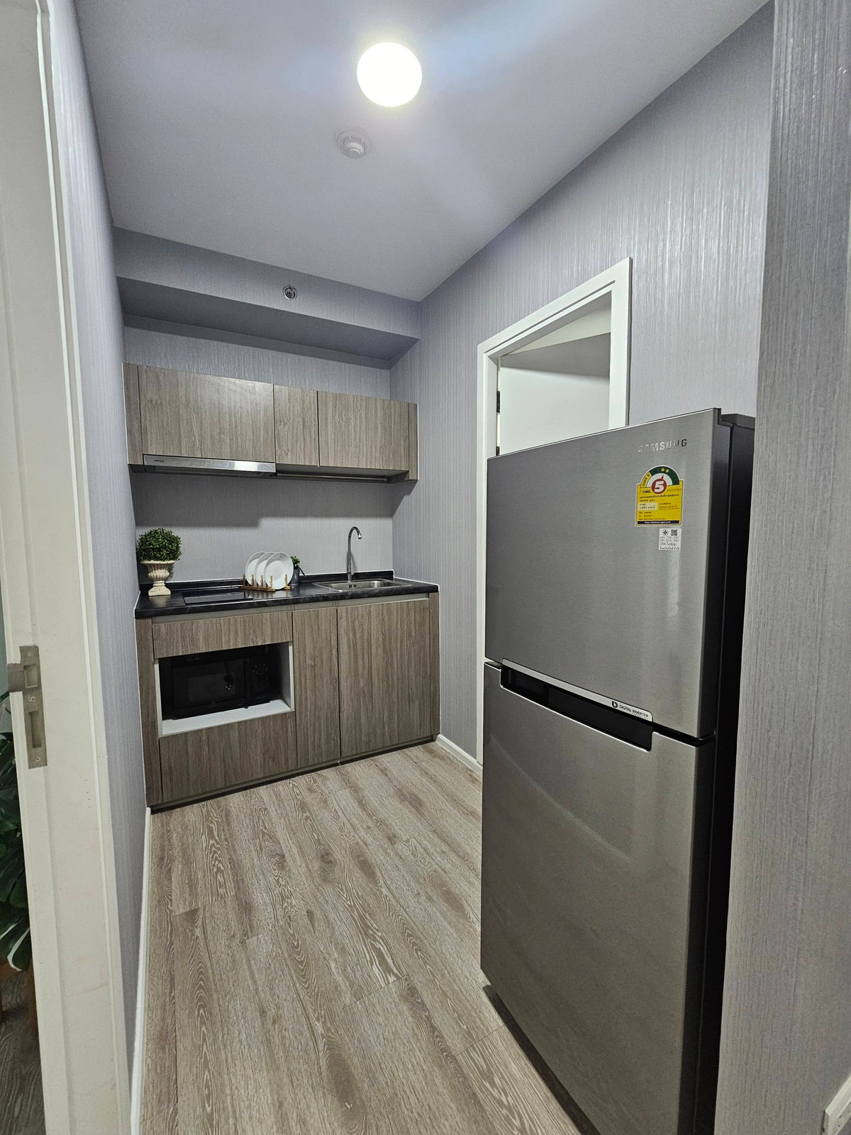 For RentCondoSamut Prakan,Samrong : For Rent 🔥 Kensington Sukhumvit - Theparak 🔥 Fully furnished with appliances. Near MRT Thipawan.